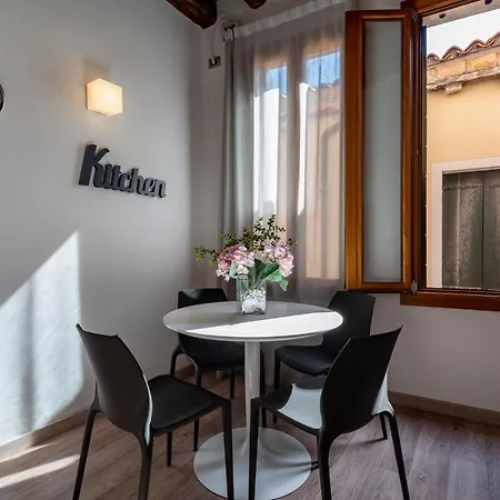 Sea To Sky Apartments By Wonderful Italy Venice Exterior photo